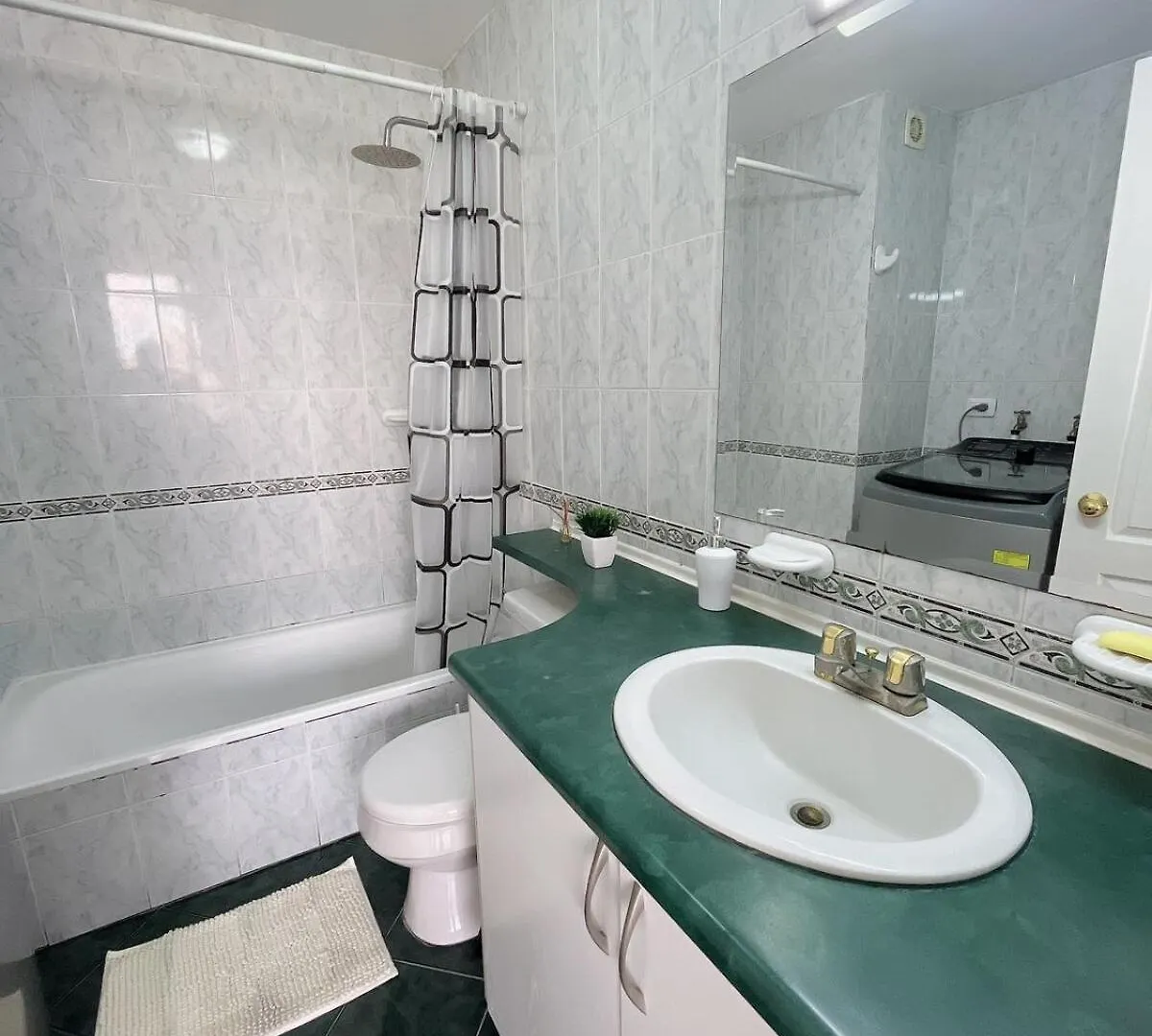 Suite En La Carolina Quito Appartamento